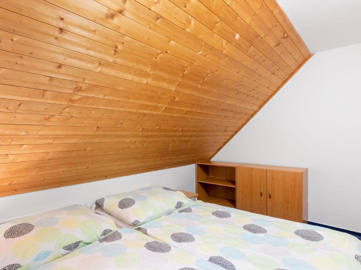 Holiday Home Holiday Hill 29 By Interhome Cista  Экстерьер фото