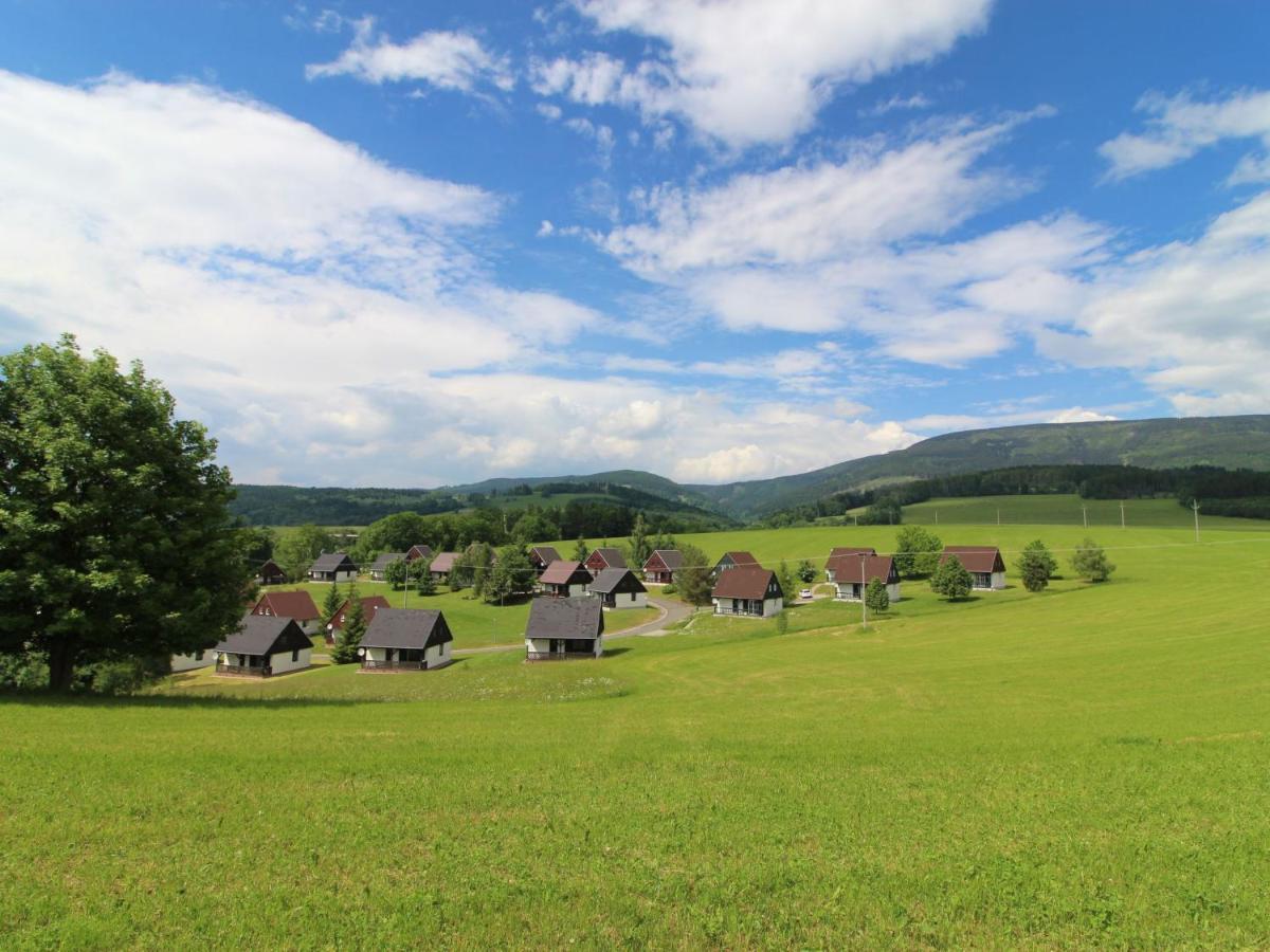 Holiday Home Holiday Hill 29 By Interhome Cista  Экстерьер фото