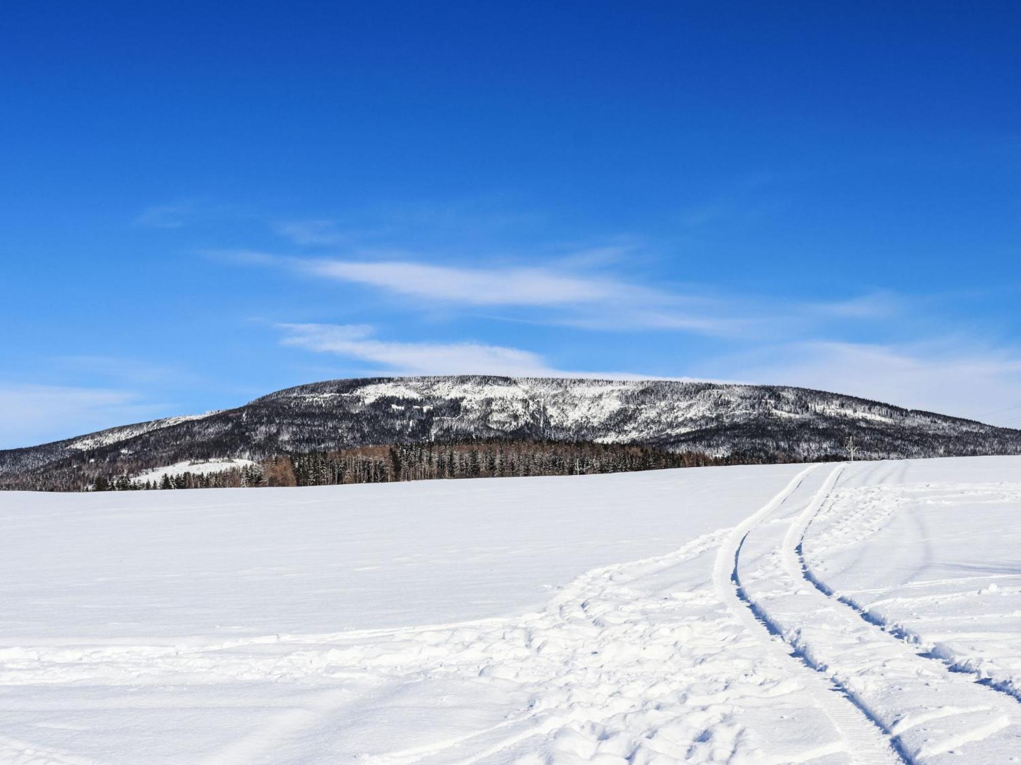 Holiday Home Holiday Hill 29 By Interhome Cista  Экстерьер фото